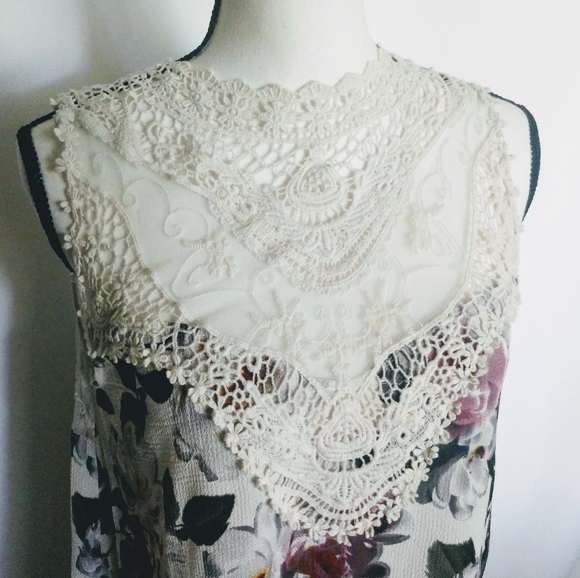 Umgee Dresses & Skirts - Sold Umgee Boho Sleeveless A-Line Floral Mini D…